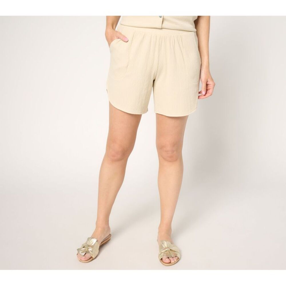 Top Knot Women's Pants Sz XL Packabelle Curved Hem Shorts White